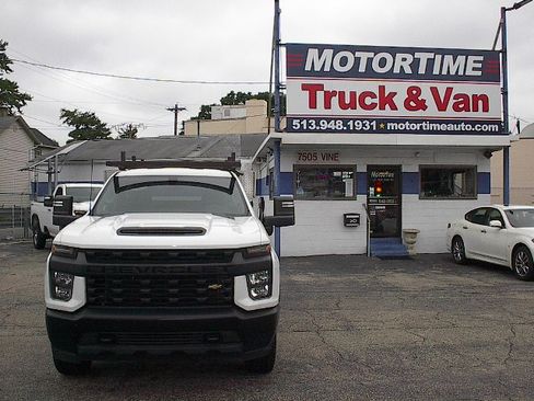 Used 2020 Chevrolet Silverado 2500 W/T RWD image 2