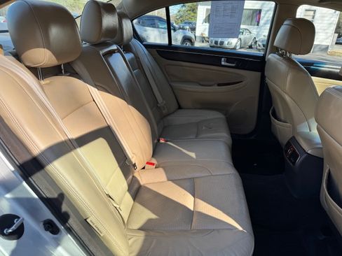 Used 2012 Hyundai Genesis 4.6 image 14