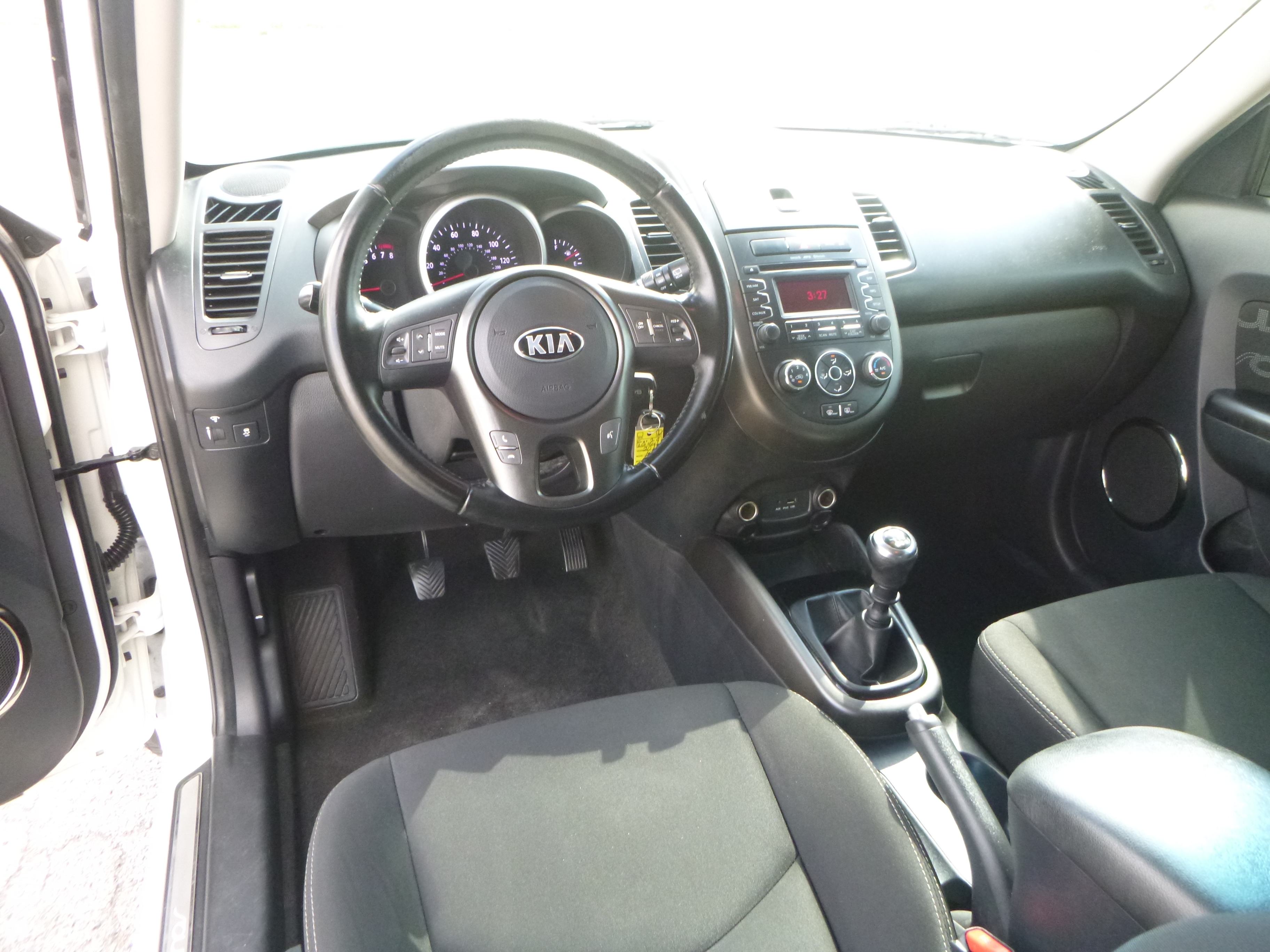 Used 2013 Kia Soul + FWD Hatchback 2.0L 4-Cyl image 14