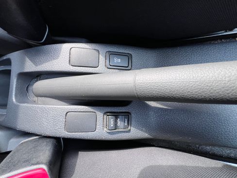 Used 2012 Suzuki SX4 image 16