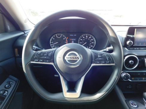 Used 2021 Nissan Sentra S image 13