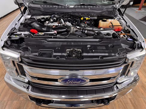 Used 2018 Ford F250 XLT image 10