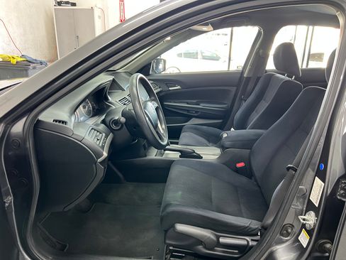Used 2011 Honda Accord LX image 11