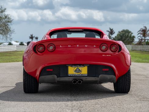 Used 2005 Lotus Elise image 11