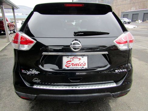 Used 2016 Nissan Rogue SV image 7