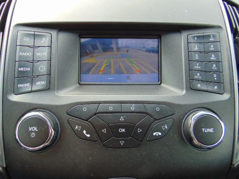 Used 2015 Ford Edge SE image 17