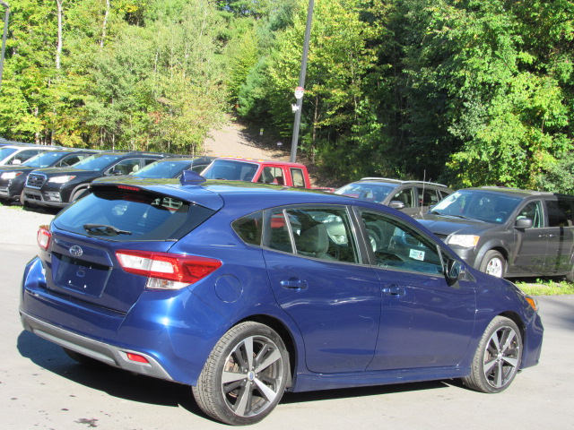 Used 2017 Subaru Impreza 2.0i Sport Hatchback AWD/4WD image 9