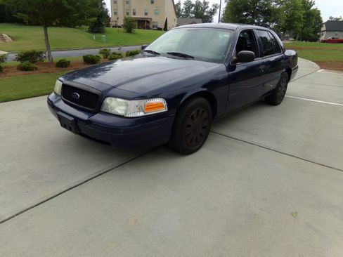 Used 2011 Ford Crown Victoria Police Interceptor RWD image 1