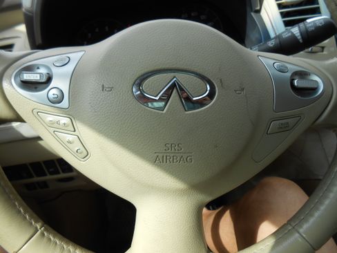 Used 2012 INFINITI FX35 image 17