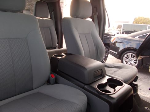 Used 2012 Ford F150 XLT image 24