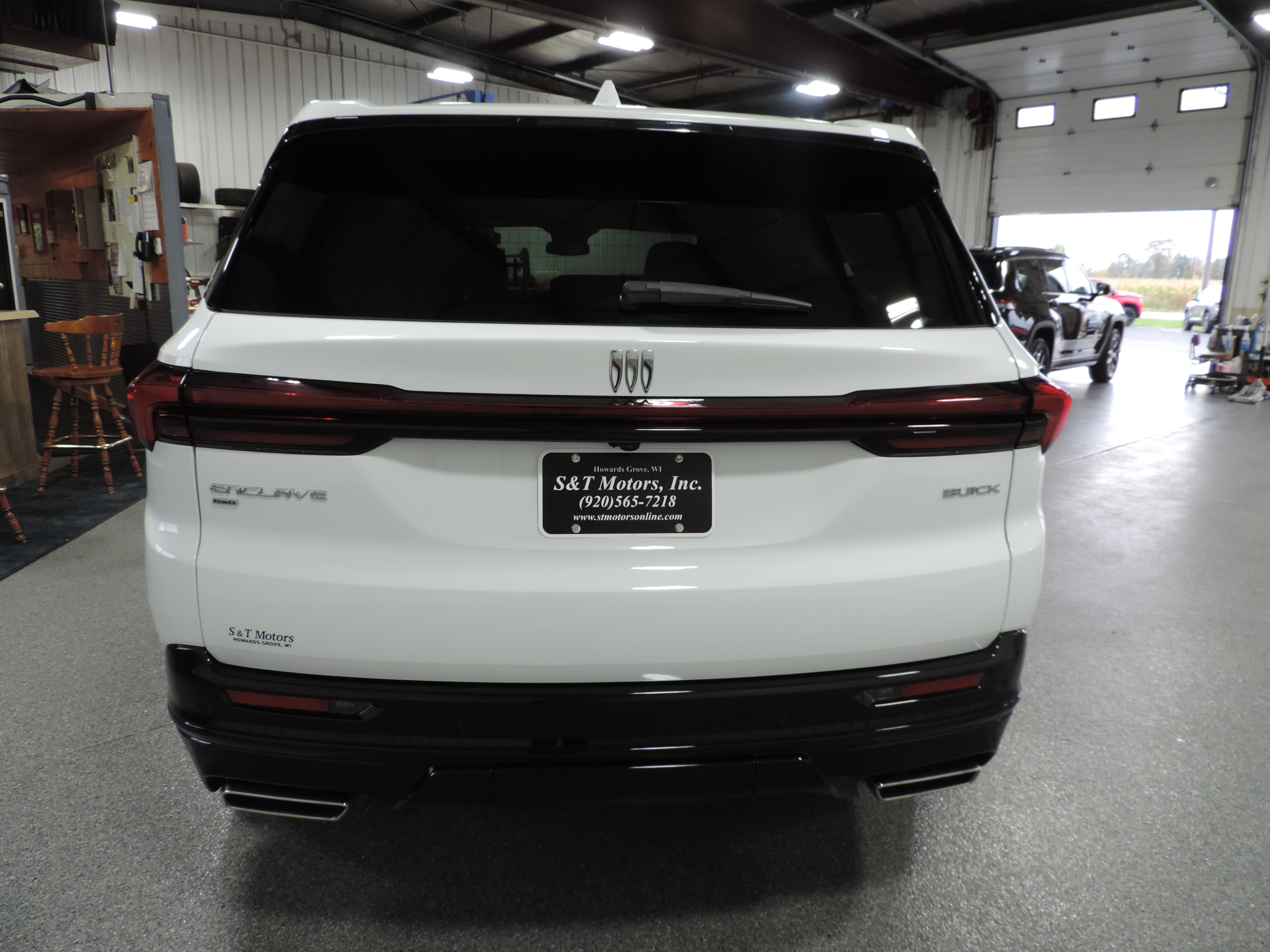 Used 2026 Buick Enclave AWD Sport Touring image 19