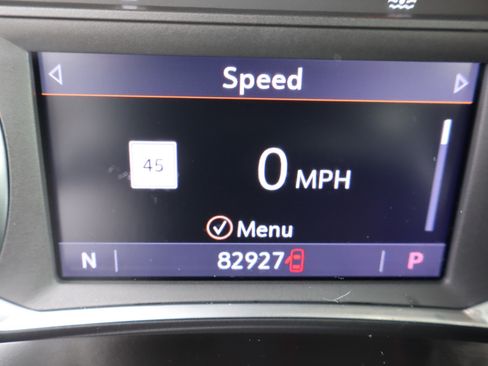 Used 2019 Chevrolet Equinox AWD Premier w/ 1LZ image 23