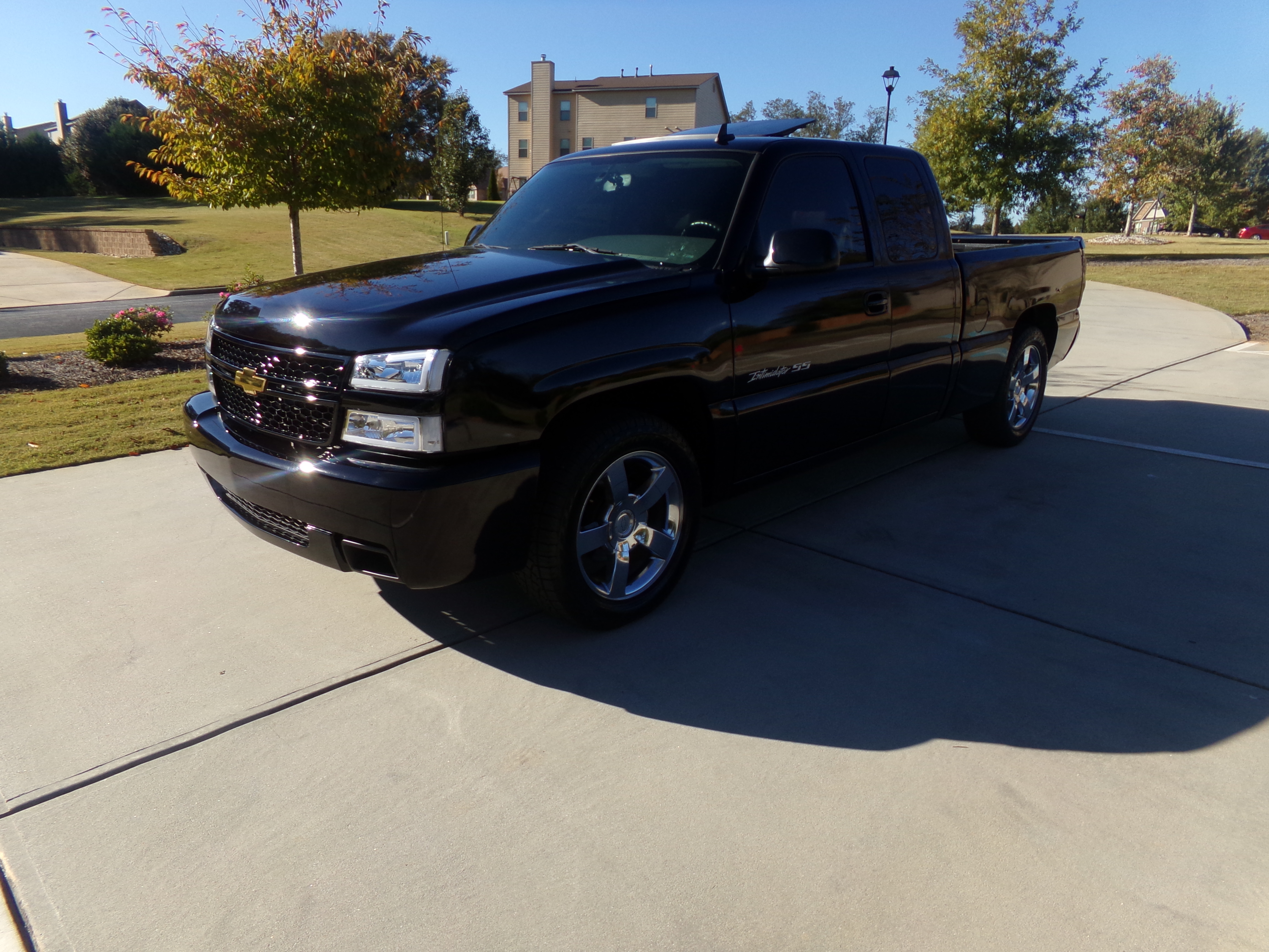 Used 2006 Chevrolet Silverado 1500 SS RWD image 1
