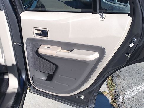 Used 2007 Ford Edge SEL image 12