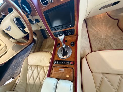 Used 2012 Bentley Continental Flying Spur Speed AWD/4WD image 34