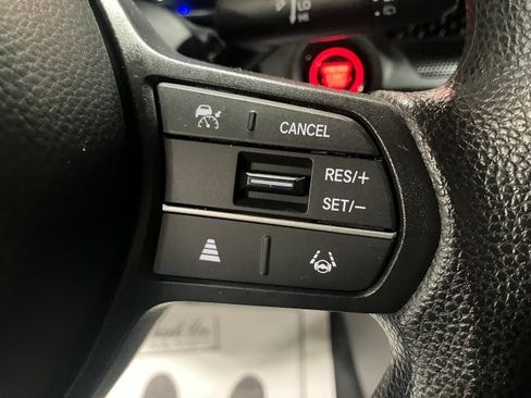 Used 2023 Honda CR-V LX image 12