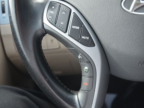 Used 2016 Hyundai Elantra Value Edition image 13