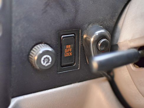 Used 2003 Toyota Tacoma SR5 image 24