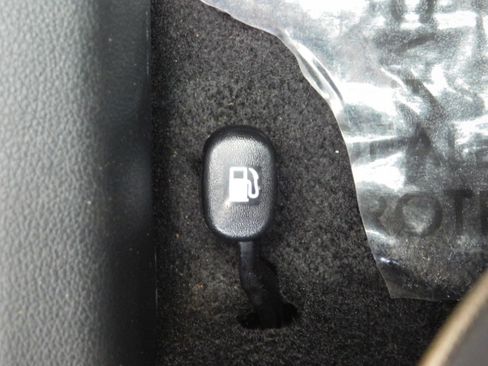 Used 2022 Hyundai Kona SEL image 11