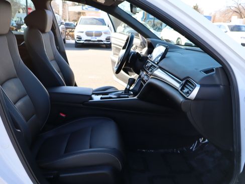 Used 2020 Honda Accord Sport image 14