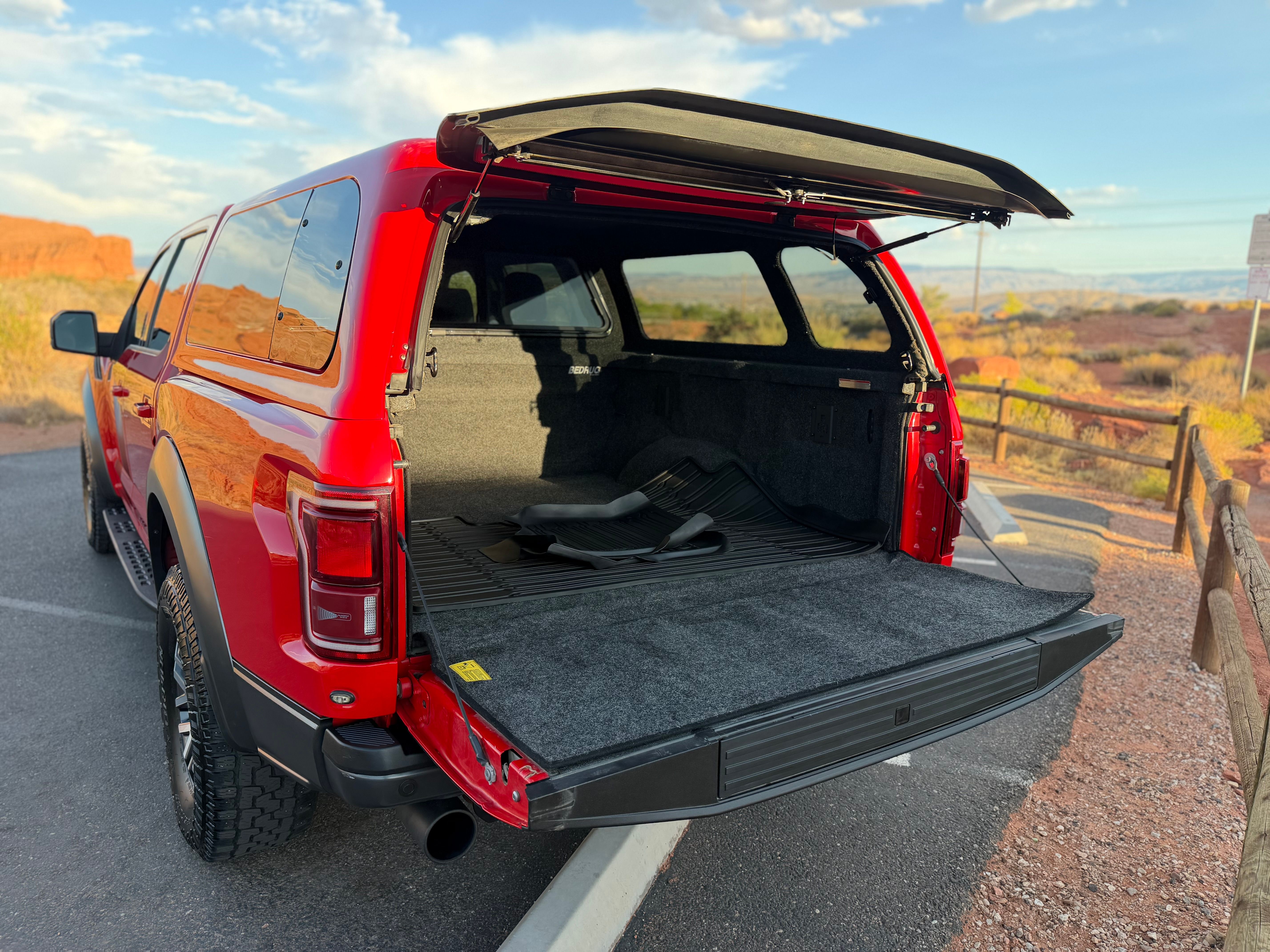 Used 2018 Ford F150 4x4 Crew Cab Raptor image 20