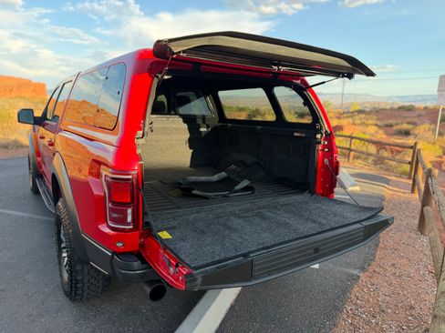 Used 2018 Ford F150 4x4 Crew Cab Raptor image 20