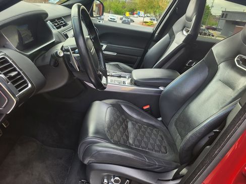 Used 2019 Land Rover Range Rover Sport SVR AWD/4WD image 10