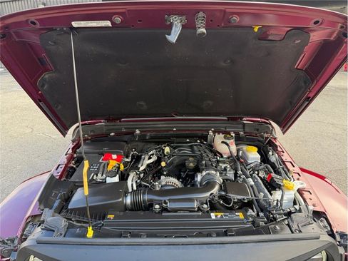 Used 2022 Jeep Wrangler Unlimited Sahara image 44