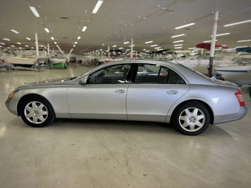 Used 2005 Maybach 57 image 6