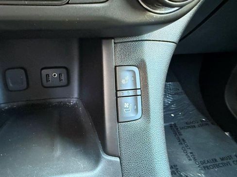 Used 2019 GMC Acadia Denali Ultimate image 27