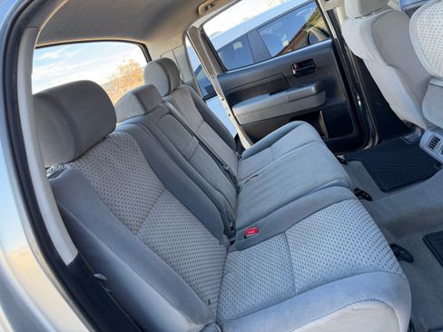 Used 2010 Toyota Tundra image 26
