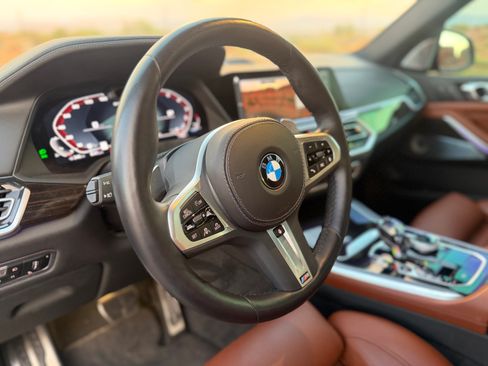 Used 2023 BMW X5 M50i AWD/4WD image 16
