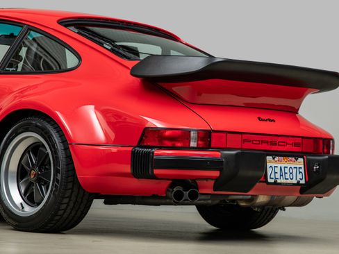Used 1988 Porsche 911 Turbo Coupe RWD image 62