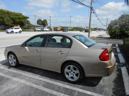 Used 2006 Chevrolet Malibu LT V6 FWD image 3
