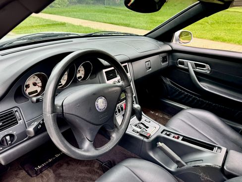 Used 2003 Mercedes-Benz SLK 230 image 13