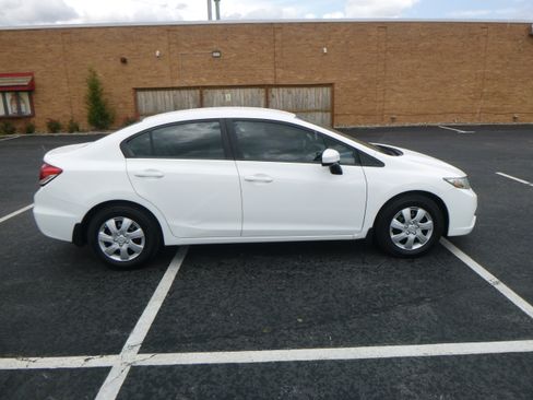 Used 2015 Honda Civic LX image 5