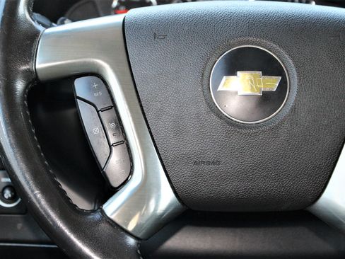 Used 2019 Chevrolet Express 3500 LT image 29