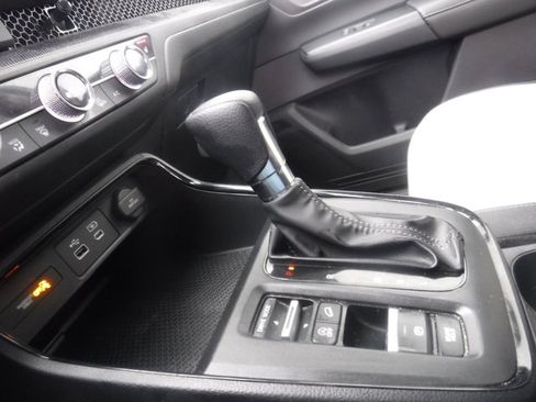 Used 2023 Honda CR-V EX image 19