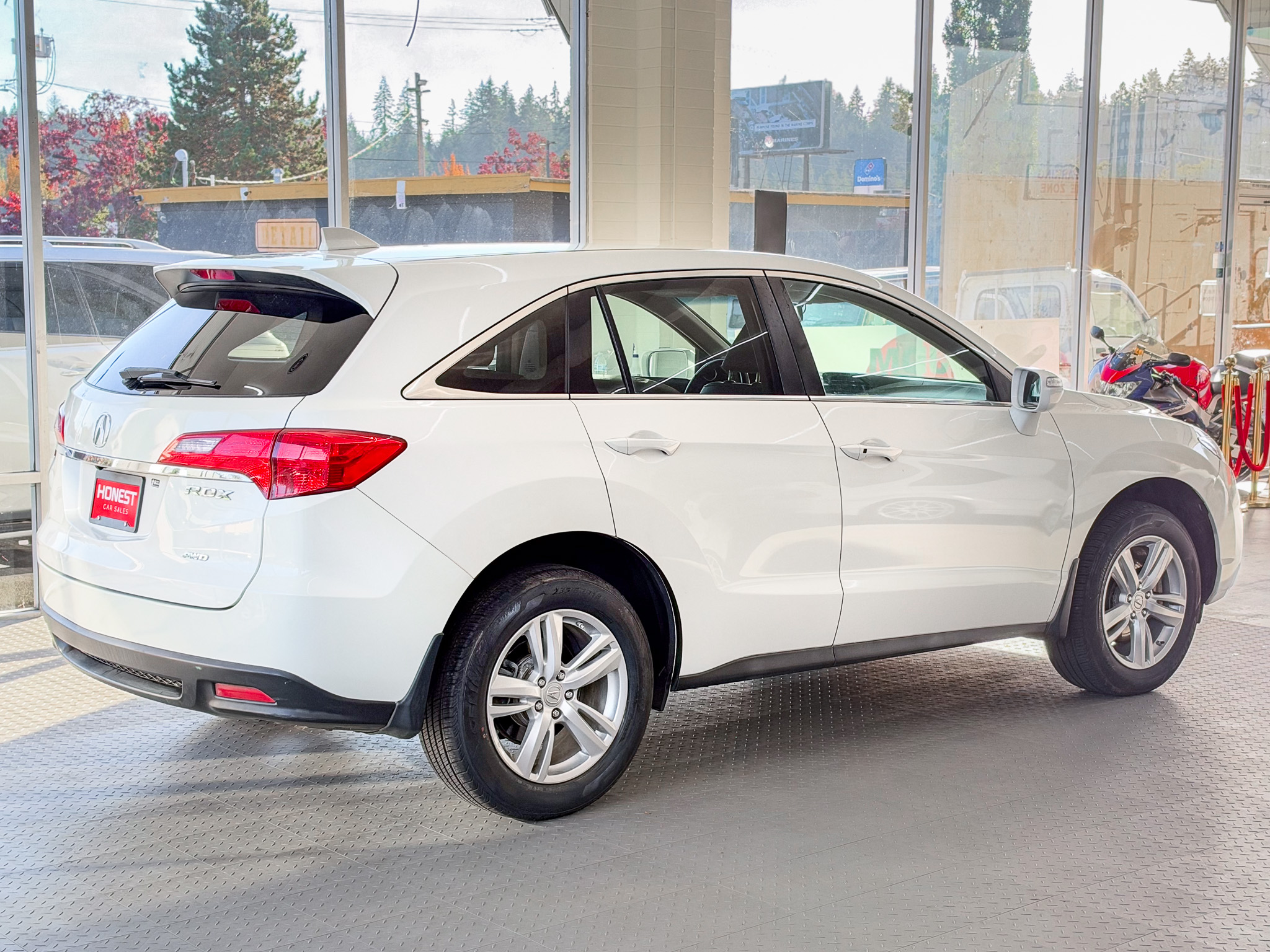Used 2015 Acura RDX AWD image 4