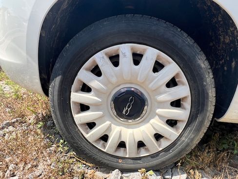 Used 2014 FIAT 500L Pop image 13