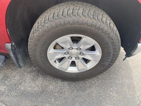 Used 2019 Chevrolet Silverado 1500 LT image 9