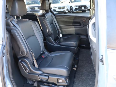 Used 2023 Honda Odyssey Touring image 15