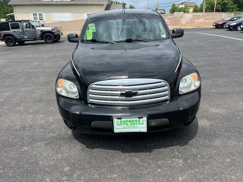 Used 2010 Chevrolet HHR LS FWD image 2