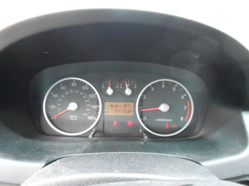 Used 2006 Hyundai Tiburon GT FWD image 12