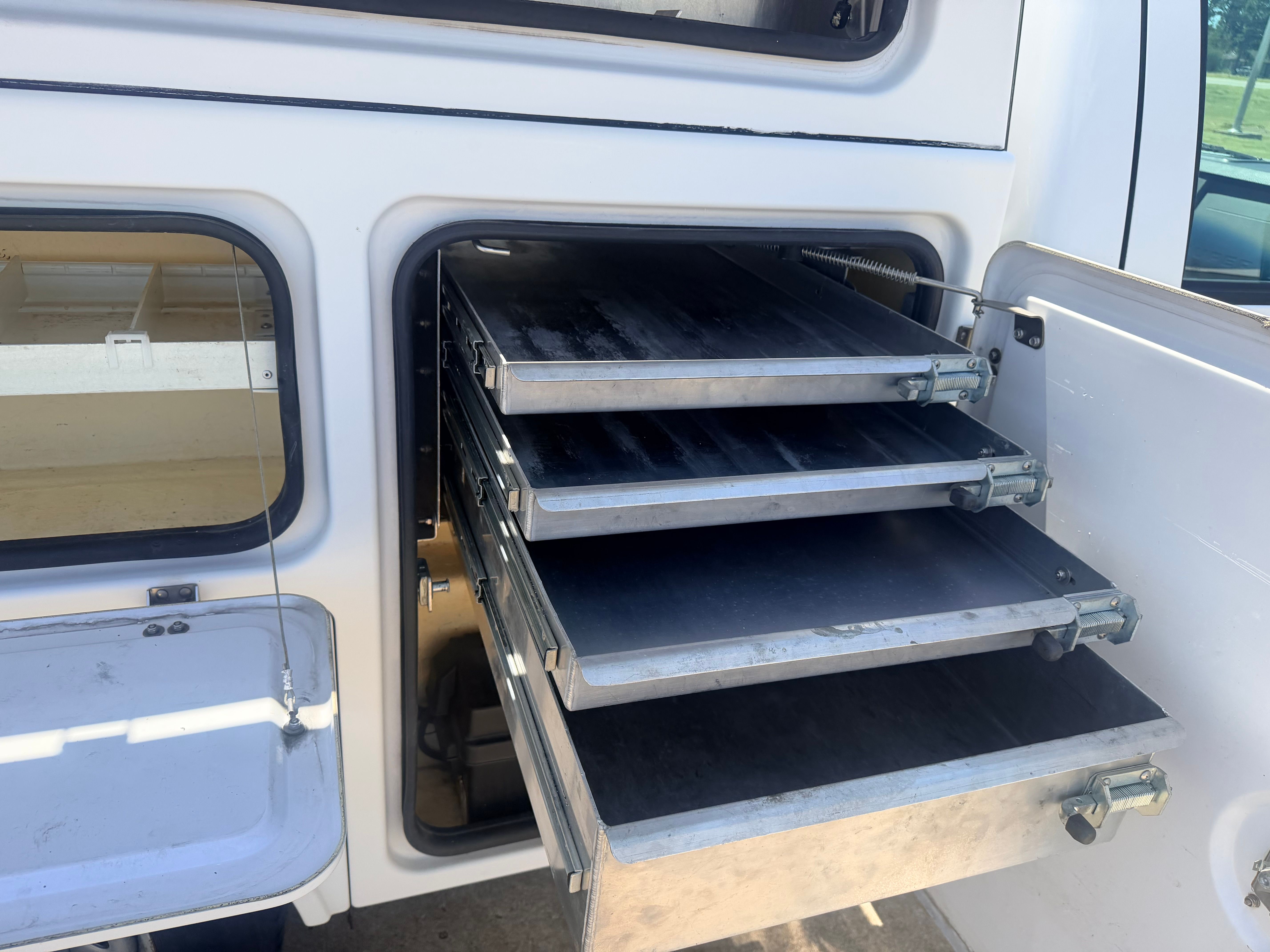 Used 2013 Ford F350 2WD Regular Cab Super Duty image 26