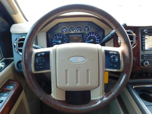Used 2012 Ford F250 4x4 Crew Cab Super Duty image 12