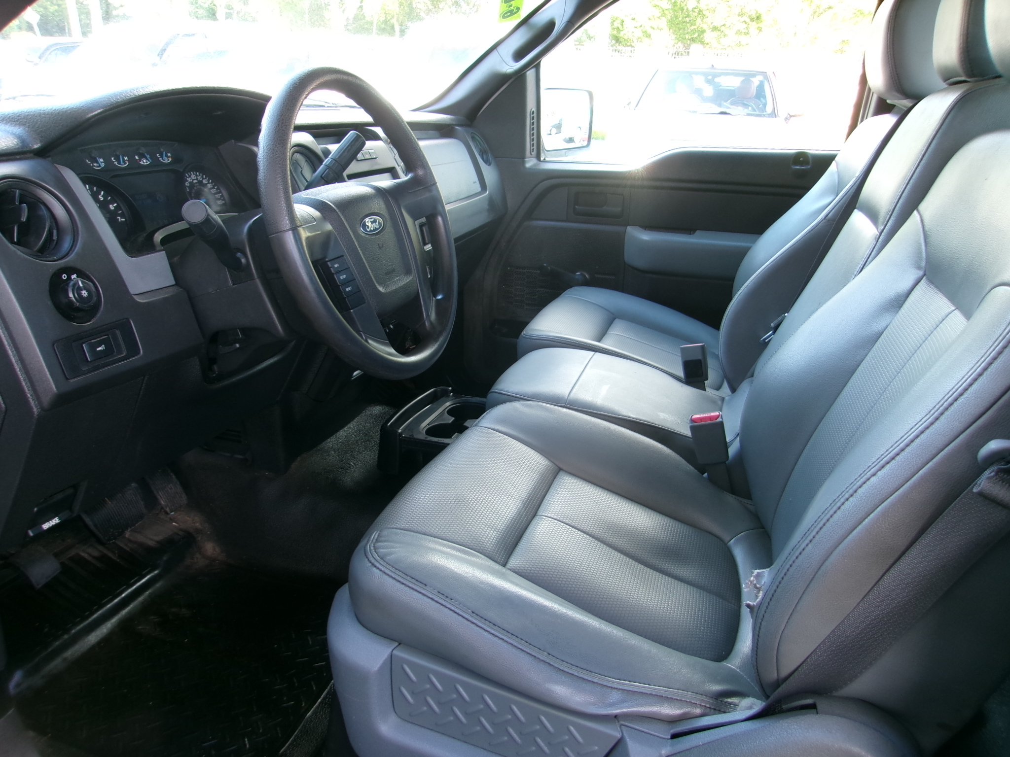 Used 2013 Ford F150 2WD Regular Cab image 4