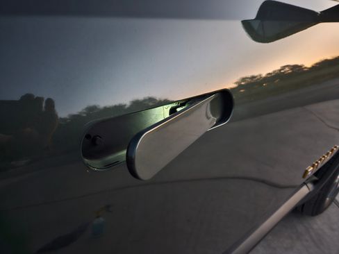 Used 2022 Rivian R1T Launch Edition image 38