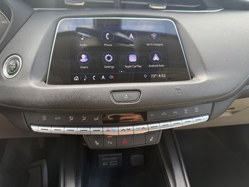 Used 2019 Cadillac XT4 Luxury image 14