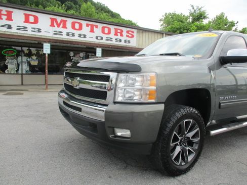 Used 2011 Chevrolet Silverado 1500 LT Z71 AWD/4WD image 9